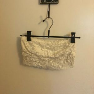 White lace bandeau